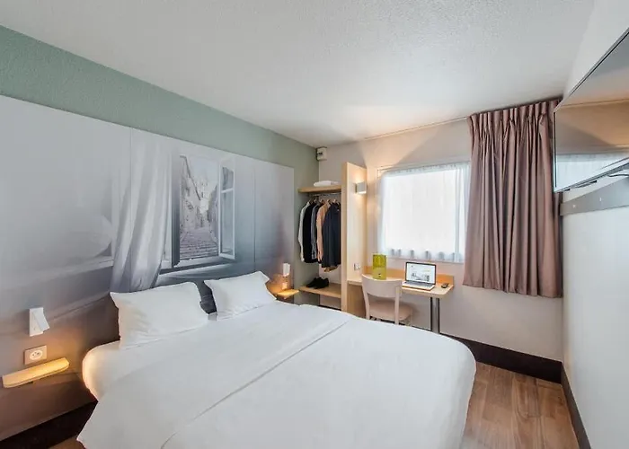 Cambrai Hotel Proville